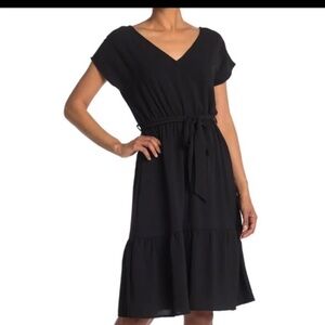 Dual Nature cap sleeve dress